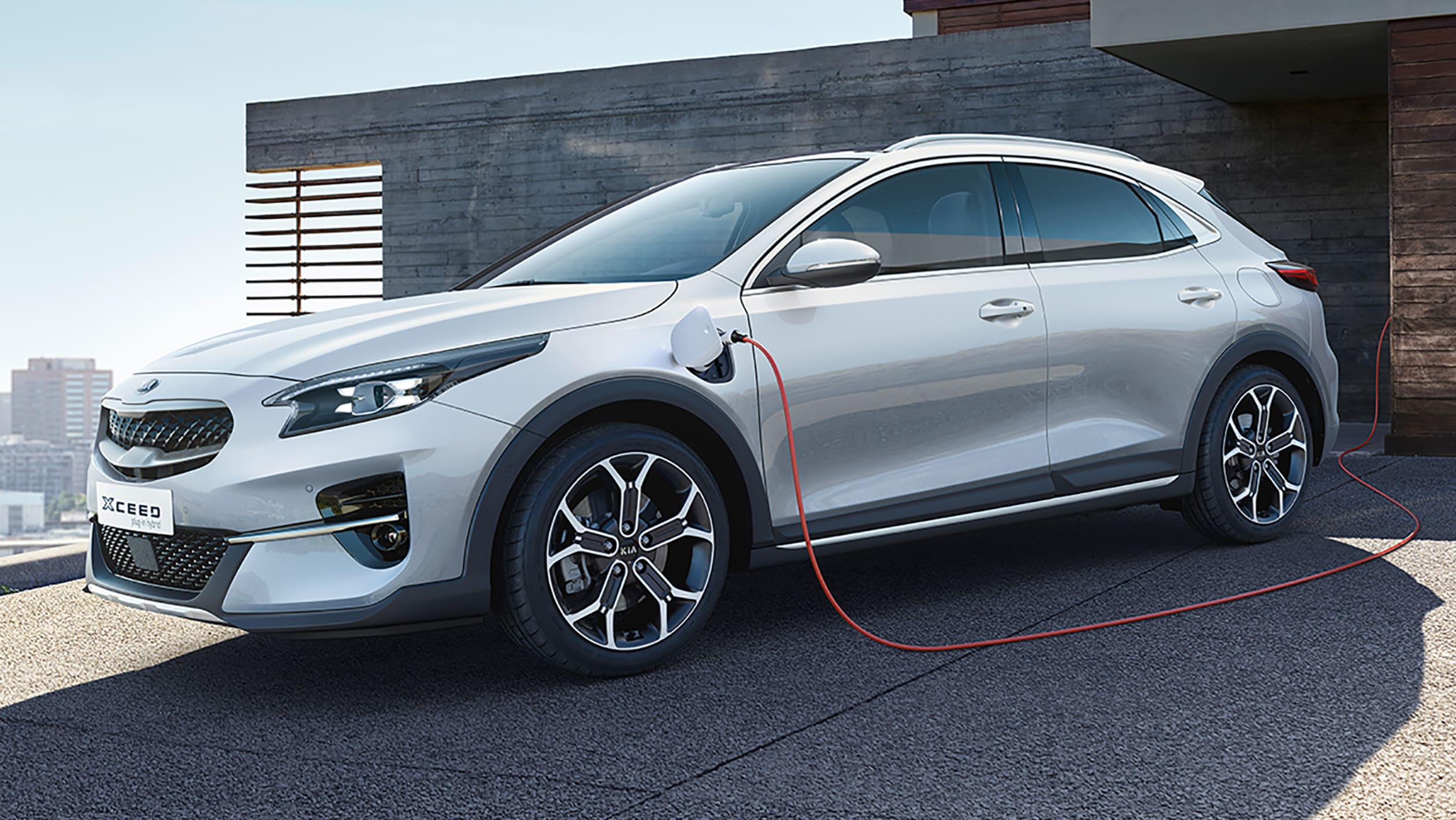 New 2020 Kia XCeed PHEV: prices, specs and release date 