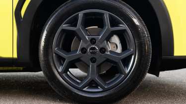 BYD Dolphin Surf - wheel