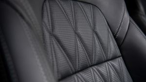 Nissan Qashqai - seat detail
