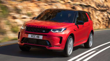 Land Rover Discovery Sport - front tracking