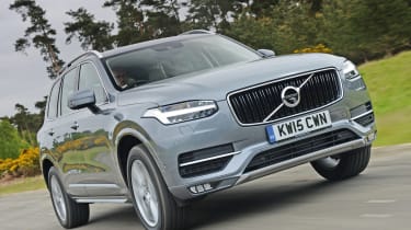 Volvo XC90 - front