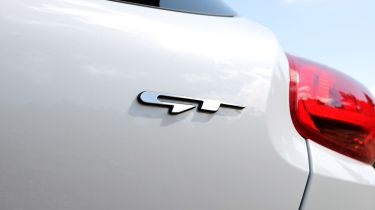 Kia pro_cee’d GT badge