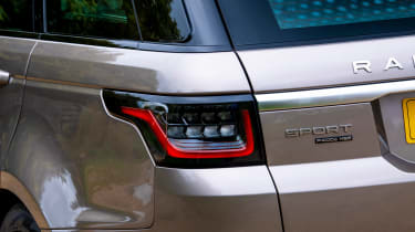 Range Rover P400e - rear lights