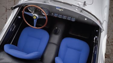 Ferrari 250 GT LWB California Spider Competizione - seats