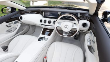 Convertible megatest - Mercedes S 500 Convertible - interior