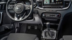 Kia%20Ceed%2048V%20mild%20hybrid%20iMT%202020-3.jpg