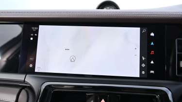 Porsche Panamera Turbo E-Hybrid - infotainment screen