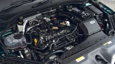 Skoda Superb Sleeper Edition - engine bay