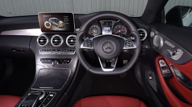 Mercedes C-Class Coupe - dash