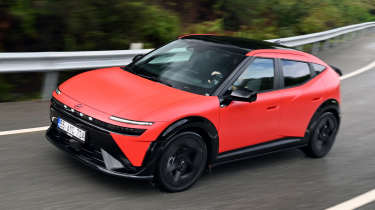 Hyundai Ioniq 3 - front action