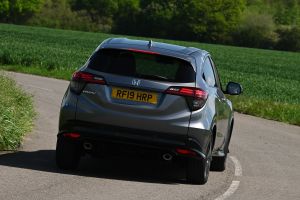 Honda HR-V Sport - rear cornering