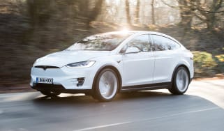 Tesla Model X - front action