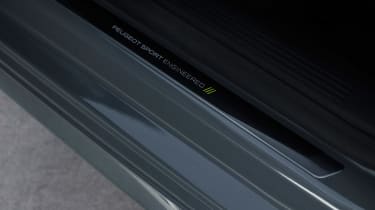 Peugeot 508 Sport Engineered concept - sill