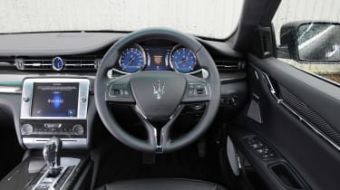 Maserati Quattroporte GTS interior