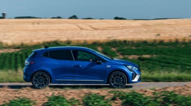 New Renault Clio 2023 facelift panning