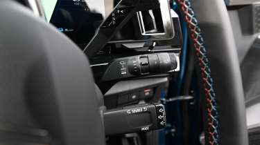 Renault Austral 2026 - gear selector and stalks 