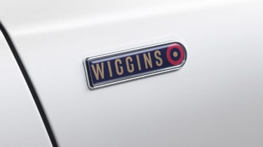 Hyundai Santa Fe Wiggins Edition - Wiggins badge