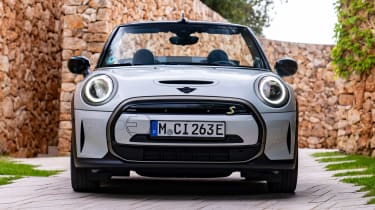 MINI Electric Convertible - full front static