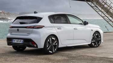Peugeot 308 Hybrid GT Premium - static rear angled