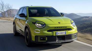 Abarth 600e - yellow front