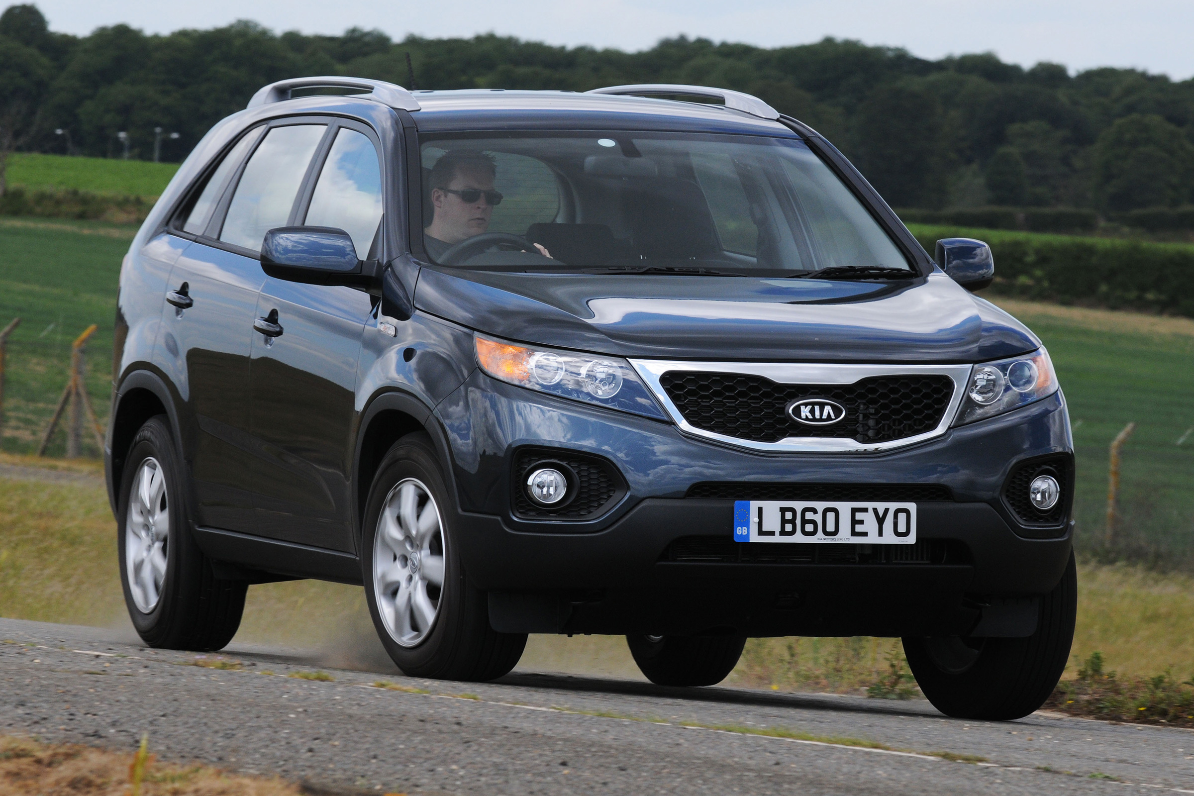 Kia Sorento £8k£11k Best cheap 4x4s Auto Express
