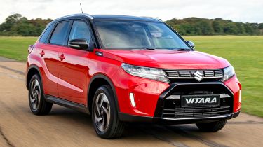 2025 Suzuki Vitara - front 3/4