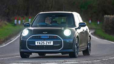 MINI Cooper S - front cornering