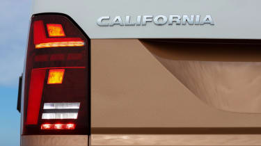 Volkswagen California T6.1 - rear light
