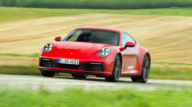 Porsche 911 Carrera - side tracking