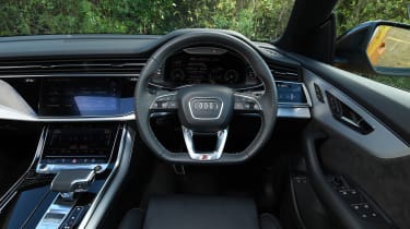 Audi Q8 PHEV - interior