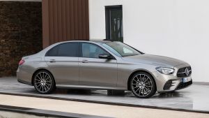 Mercedes%20E-Class%20saloon%20facelift-10.jpg