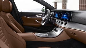 Mercedes%20E-Class%20saloon%20facelift-9.jpg