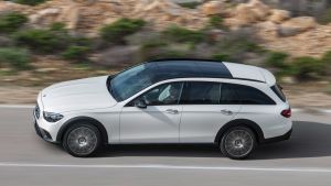 Mercedes%20E-Class%20All-Terrain%20facelift-5.jpg