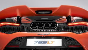 McLaren%20765LT-10.jpg